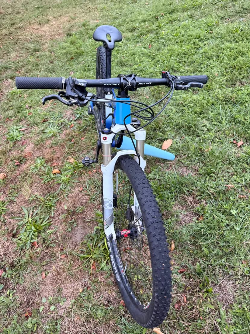 MWorks 26" MTB - Aluminium, Race-Ausstattung, RockShox Federung, Magura Scheibenbremsen, Shimano Deore XT 12-Gang - 600€ VB